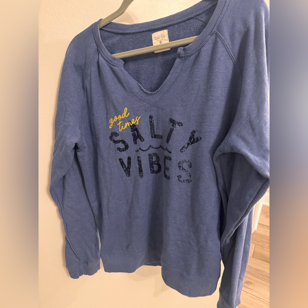 Women’s Salt Life Blue V-Neck Sweatshirt with 'Salty Vibes' size XL
